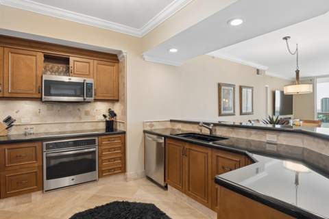 2640 Lake Shore Drive #1811, Riviera Beach FL - photo 21 of 57