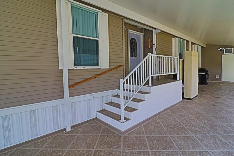 3 bedroom Manufactured Home at 9002 Fomento Bay, Jamaica Bay Mobile Home Co Op, Boynton Beach — photo 3