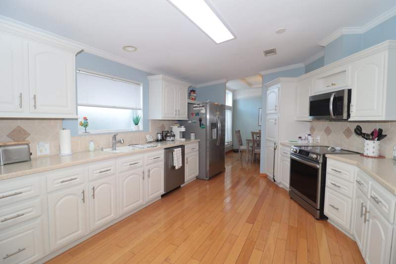 3 bedroom Manufactured Home at 9002 Fomento Bay, Jamaica Bay Mobile Home Co Op, Boynton Beach — photo 5