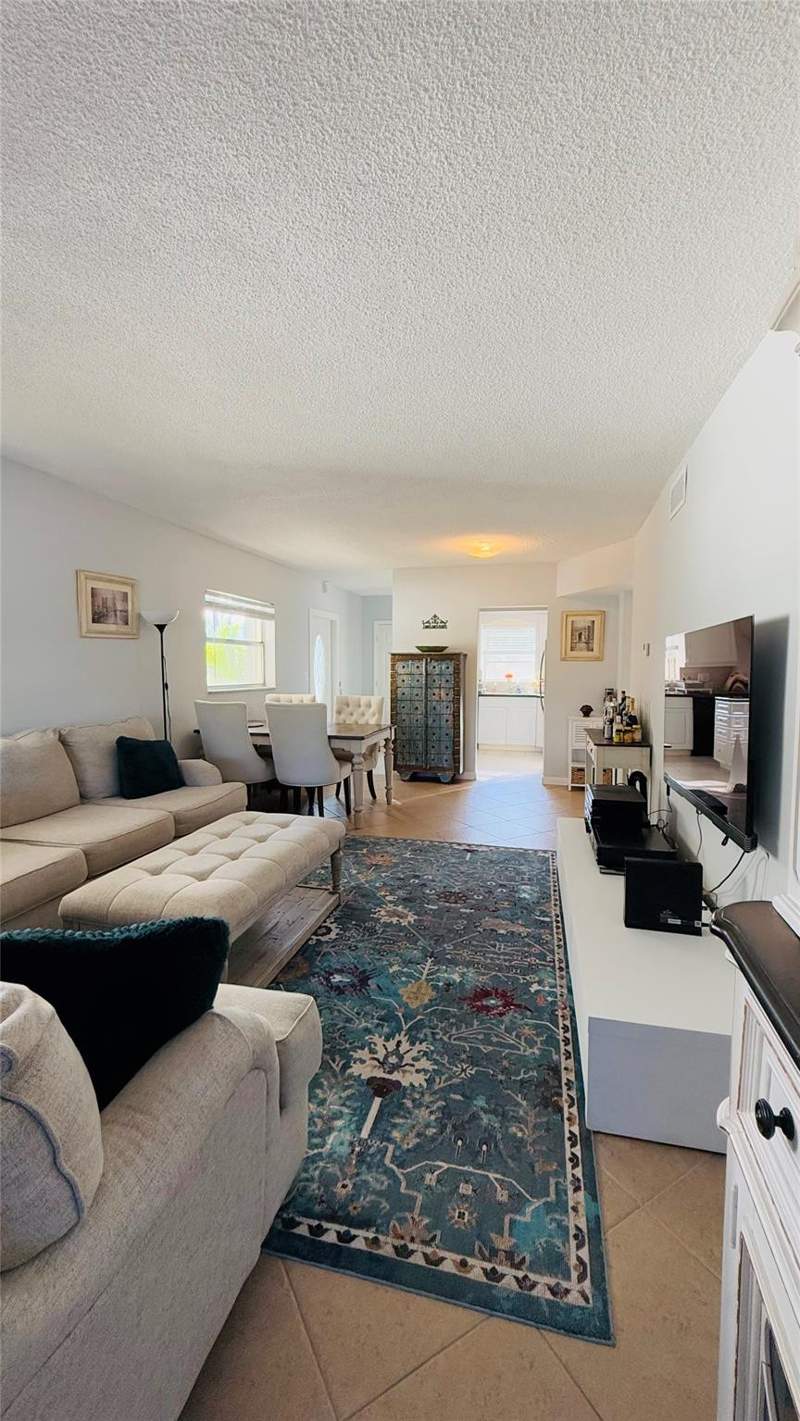 2 bedroom Condominium at 4200 Crystal Lake Drive #210, Crystal House Condo, Pompano Beach — photo 2