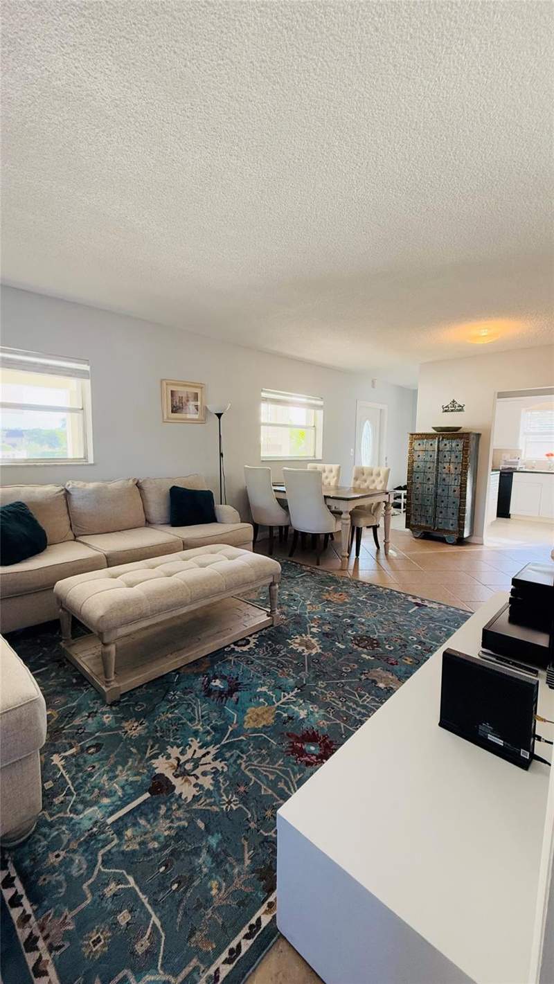 2 bedroom Condominium at 4200 Crystal Lake Drive #210, Crystal House Condo, Pompano Beach — photo 3