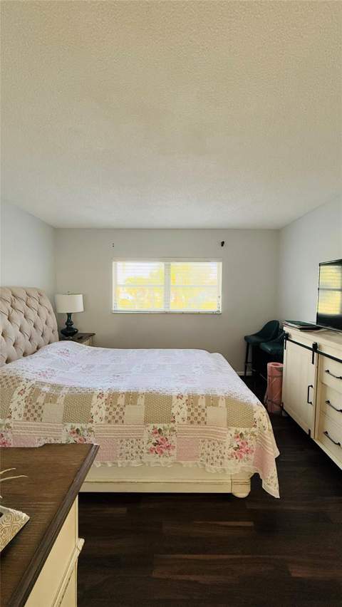 4200 Crystal Lake Drive #210, Pompano Beach FL - photo 12 of 36