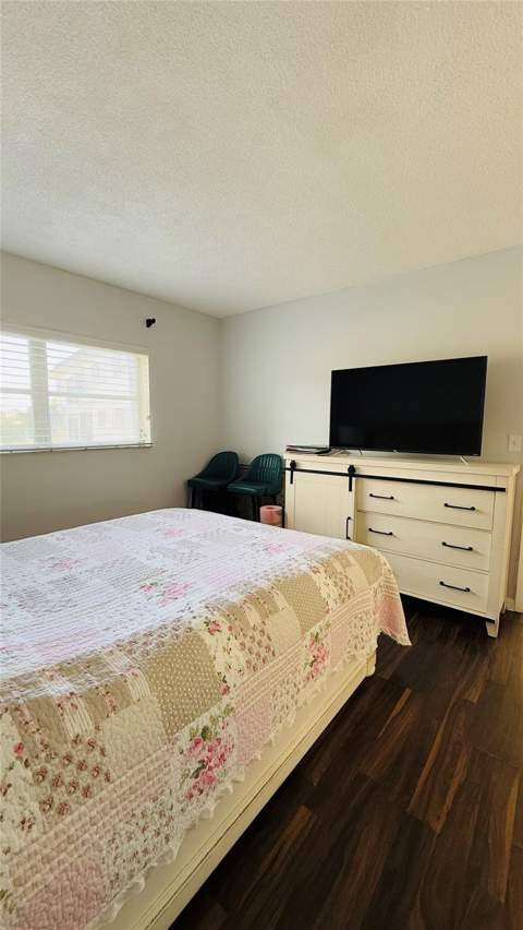 4200 Crystal Lake Drive #210, Pompano Beach FL - photo 13 of 36