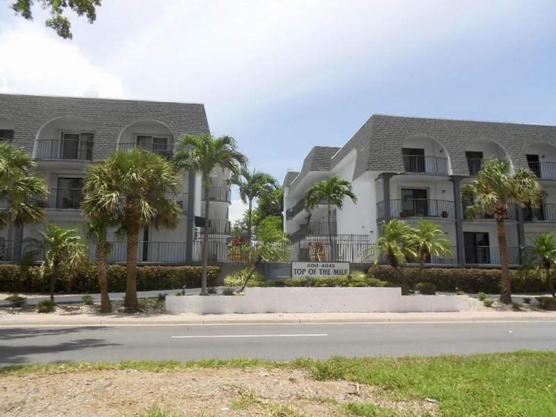1 bedroom Condominium at 4013 N Ocean Drive #109, Top Of The Mile Condo, Lauderdale-By-The-Sea — photo 2