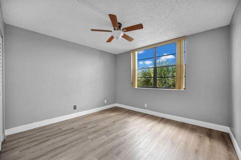 6190 Woodlands Boulevard #312, Tamarac FL - photo 19 of 28