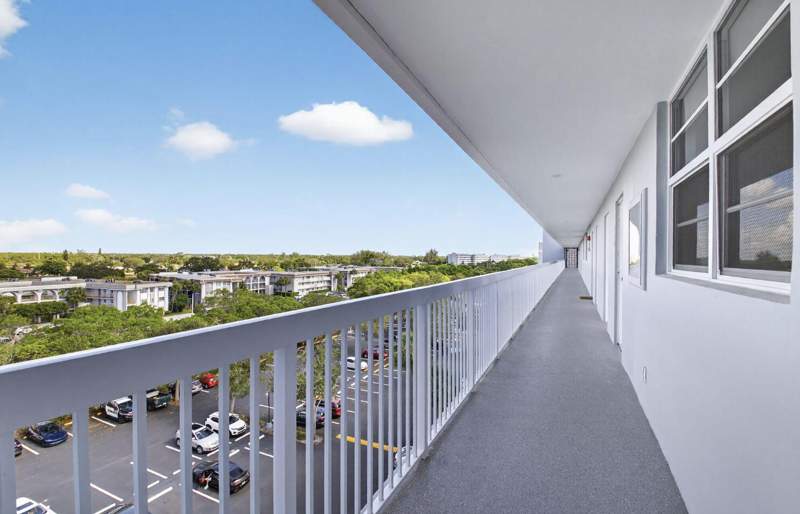 1 bedroom Condominium at 5500 NW 2nd Avenue #718, Boca Teeca Condo 3, Boca Raton — photo 4