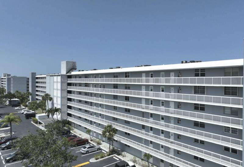 1 bedroom Condominium at 5500 NW 2nd Avenue #718, Boca Teeca Condo 3, Boca Raton — photo 3