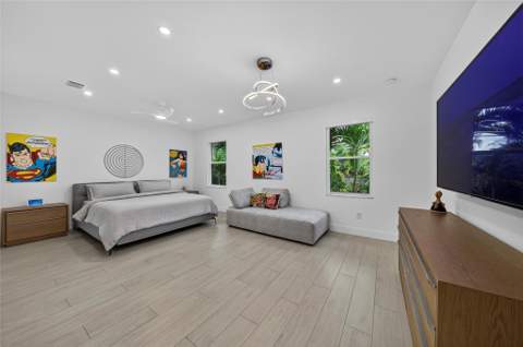 21 NE 25th Street, Wilton Manors FL - photo 17 of 47