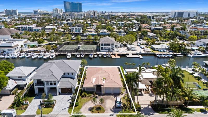 4 bedroom Single Family Residence at 1630 SE 11th Street, Rio Vista Isles, Fort Lauderdale — photo 2