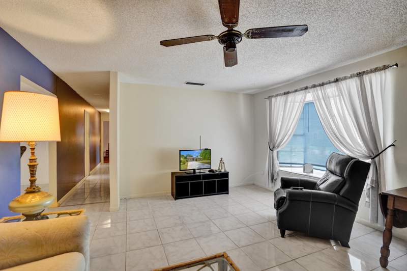 3 bedroom Single Family Residence at 2886 Floral Road, Floral Park Lantana, Lake Worth — photo 5