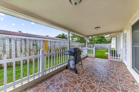 2750 SE 3rd Street, Pompano Beach FL - photo 16 of 54