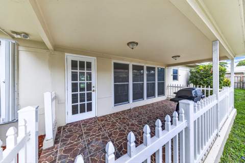 2750 SE 3rd Street, Pompano Beach FL - photo 19 of 54
