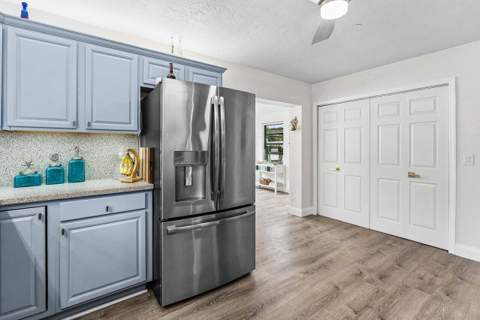 2101 N Palm Circle, North Palm Beach FL - photo 13 of 74