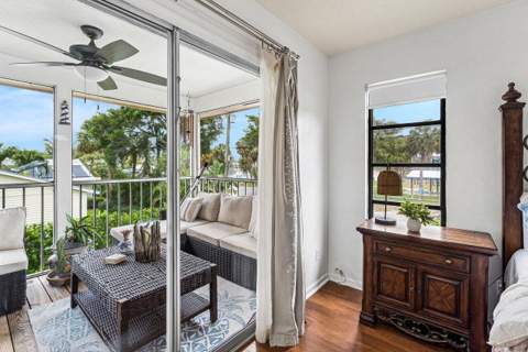 2101 N Palm Circle, North Palm Beach FL - photo 22 of 74