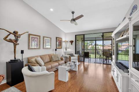 7701 Glendevon Lane #1907, Delray Beach FL - photo 11 of 101