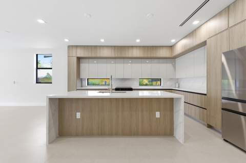 821 SW 1st Street, Fort Lauderdale FL - photo 13 of 45