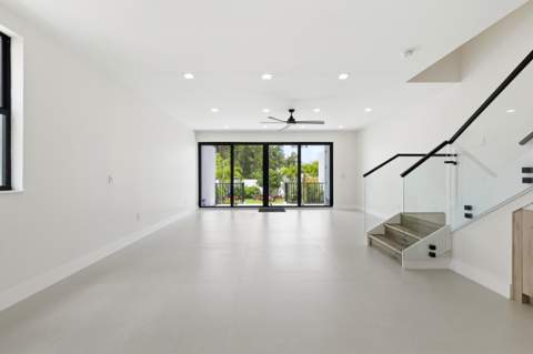 819 SW 1st Street, Fort Lauderdale FL - photo 17 of 43