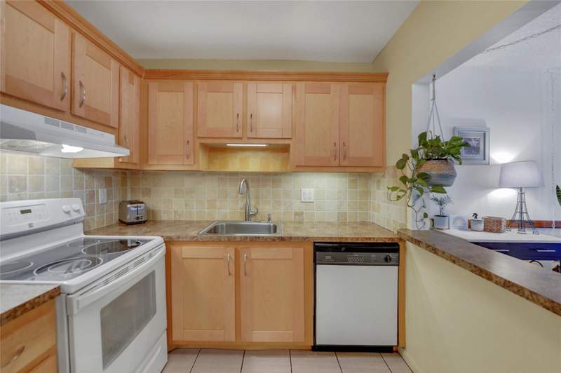 2 bedroom Condominium at 257 S Cypress Road #401, Barcelona Condo North Bldg 400, Pompano Beach — photo 3