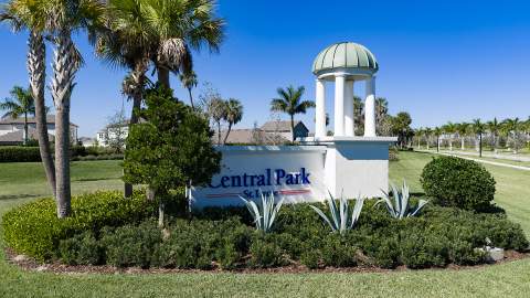 9329 SW Lorenzo Way, Port St. Lucie FL - photo 11 of 36