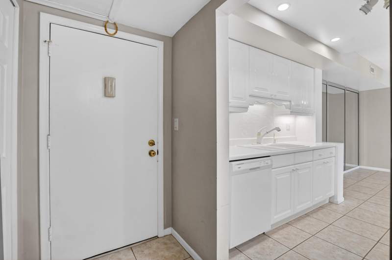 3 bedroom Condominium at 250 NE 20th Street #5220, Tierra Del Sol Condo, Boca Raton — photo 2