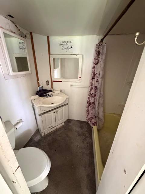 1670 SW 85th Avenue, Davie FL - photo 7 of 9