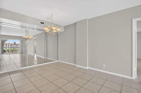 250 NE 20th Street #5220, Boca Raton FL - photo 7 of 41