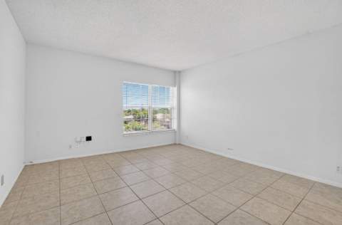 250 NE 20th Street #5220, Boca Raton FL - photo 21 of 41