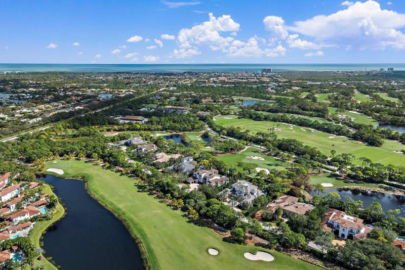 5 bedroom Single Family Residence at 135 W Bears Club Drive, Bears Club Addn Pud, Jupiter — photo 5