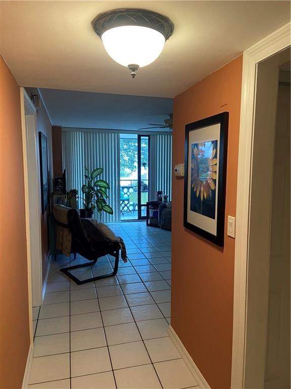 2 bedroom Condominium at 4222 Inverrary Boulevard #4109, Inverrary Gardens Condo I, Lauderhill — photo 2
