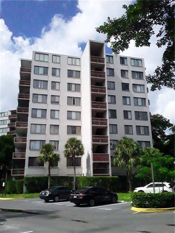 2 bedroom Condominium at 4222 Inverrary Boulevard #4109, Inverrary Gardens Condo I, Lauderhill — photo 4