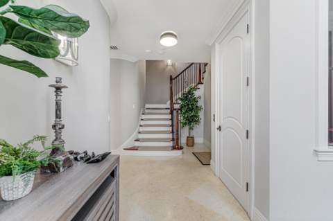 170 Isle Of Venice Drive, Fort Lauderdale FL - photo 6 of 103