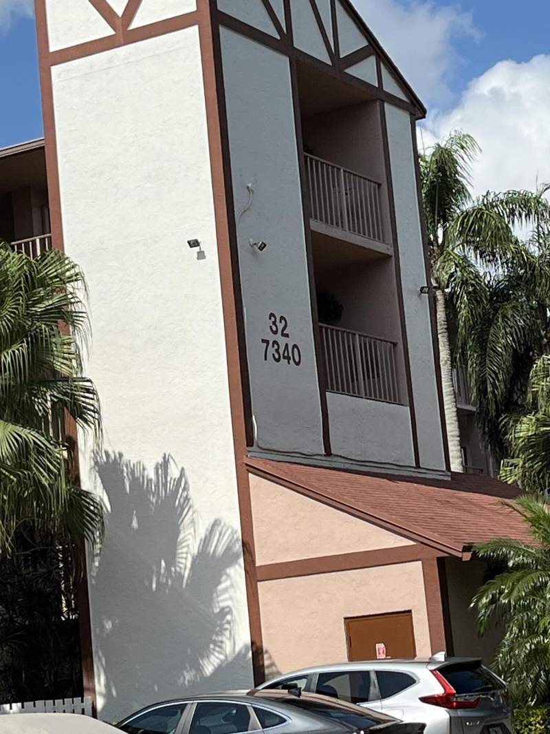 2 bedroom Condominium at 7340 Amberly Lane #205, Huntington Lakes Sec Four Condos, Delray Beach — photo 4