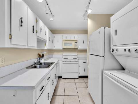1610 NW 18th Avenue #96d, Delray Beach FL - photo 8 of 24