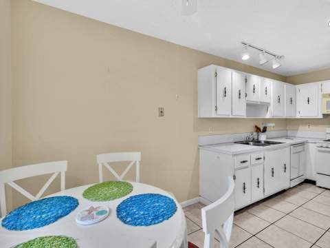 1610 NW 18th Avenue #96d, Delray Beach FL - photo 10 of 24