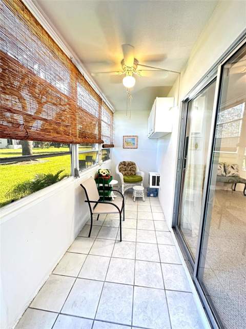 131 Oakridge J, Deerfield Beach FL - photo 17 of 60