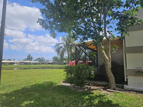 18999 Stewart Circle #8, Boca Raton FL - photo 8 of 48
