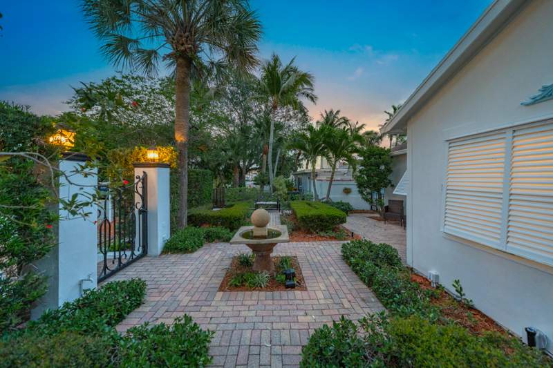 3 bedroom Single Family Residence at 205 N 18th Ave Avenue, North Lake Worth, Lake Worth Beach — photo 4