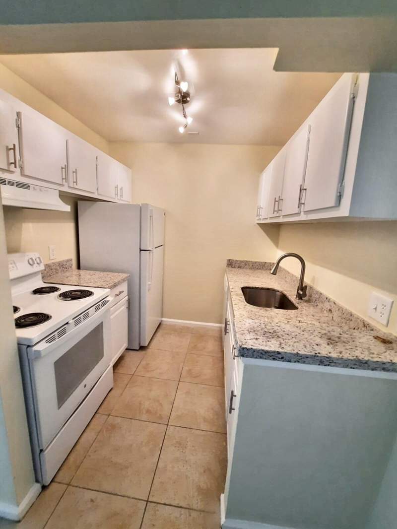 1 bedroom Condominium at 1500 N Congress Avenue #B29, Cross Creek Condo, West Palm Beach — photo 4