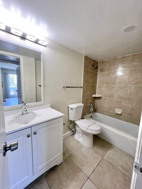 1500 N Congress Avenue #B29, West Palm Beach FL - photo 13 of 22