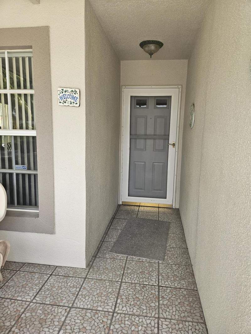 2 bedroom Villa at 18999 Stewart Circle #8, Town Villas, Boca Raton — photo 5