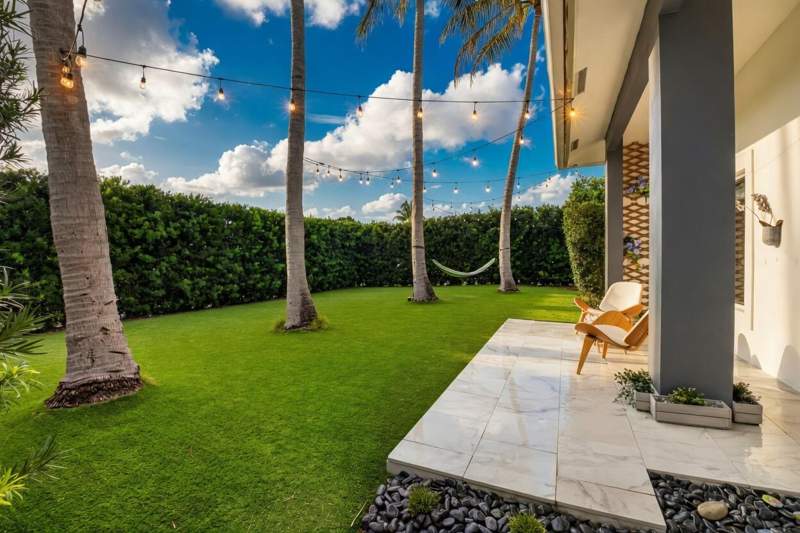 5 bedroom Single Family Residence at 1044 NW 6th Drive, Lake Floresta Park, Boca Raton — photo 5