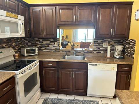 2860 Somerset Drive #311k, Lauderdale Lakes FL - photo 6 of 47