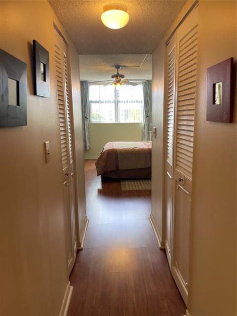 2860 Somerset Drive #311k, Lauderdale Lakes FL - photo 15 of 47