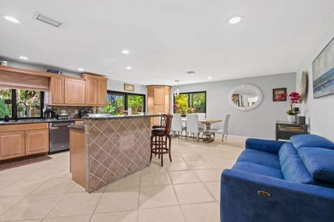 10739 NW 21st Street, Coral Springs FL - photo 8 of 31