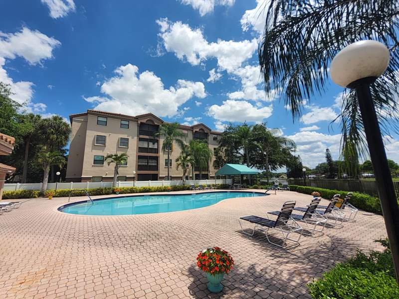 3 bedroom Condominium at 4300 NW 30th Street #147, Bayport Village D Condo, Coconut Creek — photo 2