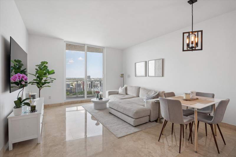 2 bedroom Condominium at 315 NE 3rd Avenue #2108, Strada 315 Condo, Fort Lauderdale — photo 2