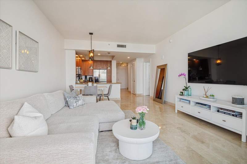 2 bedroom Condominium at 315 NE 3rd Avenue #2108, Strada 315 Condo, Fort Lauderdale — photo 3