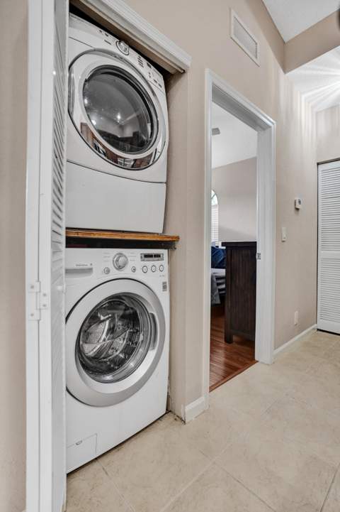1825 Sonrisa Street #1825, Riviera Beach FL - photo 17 of 32