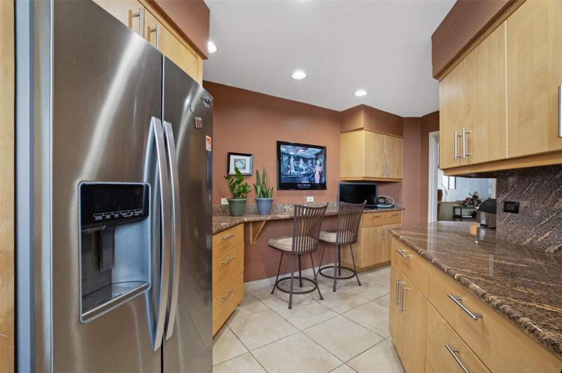 2 bedroom Condominium at 333 Sunset Drive #503, The Four Seasons, Fort Lauderdale — photo 4
