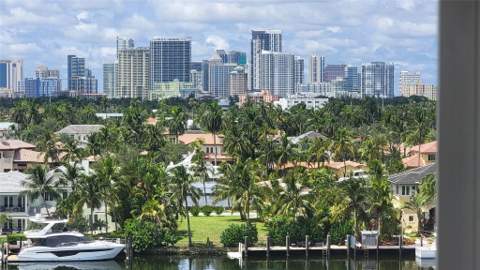 333 Sunset Drive #503, Fort Lauderdale FL - photo 7 of 63